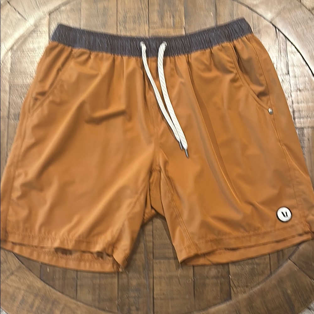 Vuori Kore lined Shorts Tumeric